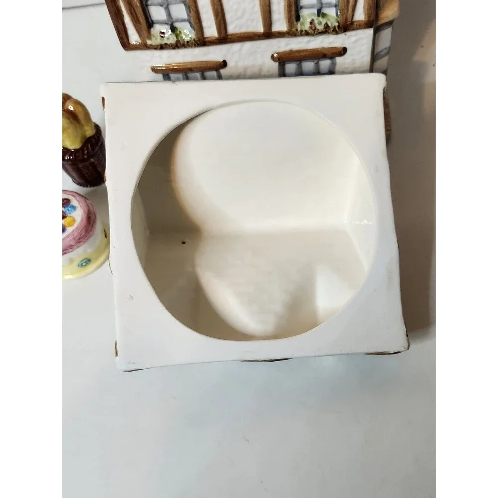 Home Trends Bakery Cookie Jar With Salt And Pepper Shakers
